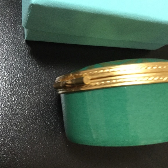 Tiffany & Co. Vintage 2002 Gold and Green Box - Picture 7 of 9
